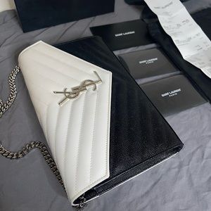 YVES SAINT LAURENT / YSL BAG LIMITED EDITION BRAND NEW BLACK&WHITE